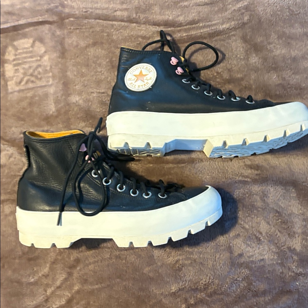 Converse All Star Women’s Size 9 Lugged Heel Leather Rare Shoes Good Condition! - Picture 2 of 11